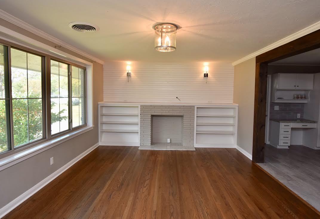1204 Beech St - Photo 2 of 13