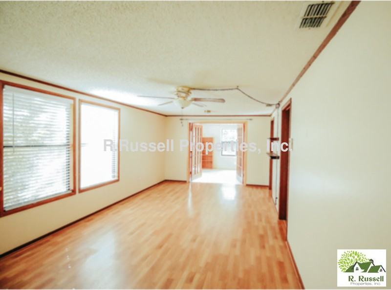 261 W 2nd St - Photo 2 of 15