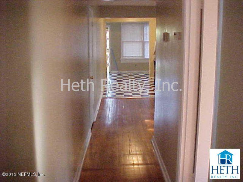 3218 Herschel St #1 - Photo 2 of 7