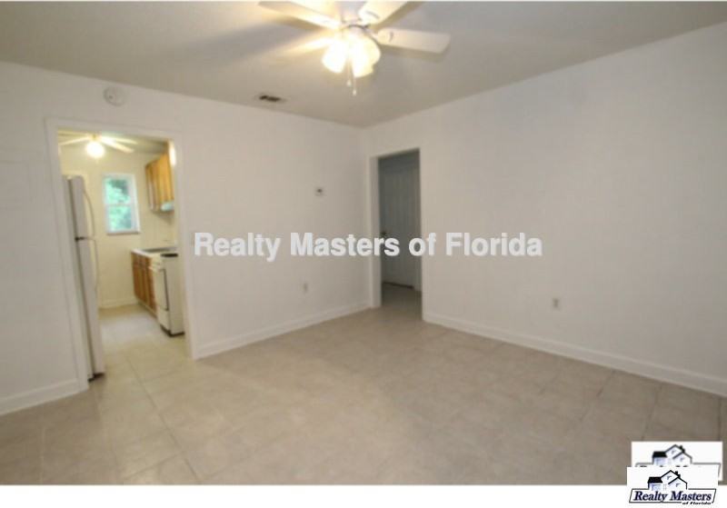 612 Mccarroll Rd #A - Photo 3 of 10