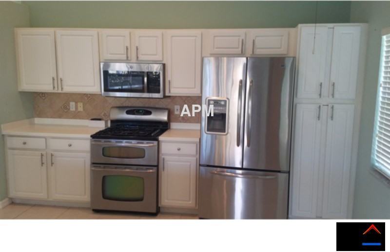 5271 Highbury Cir - Photo 2 of 14