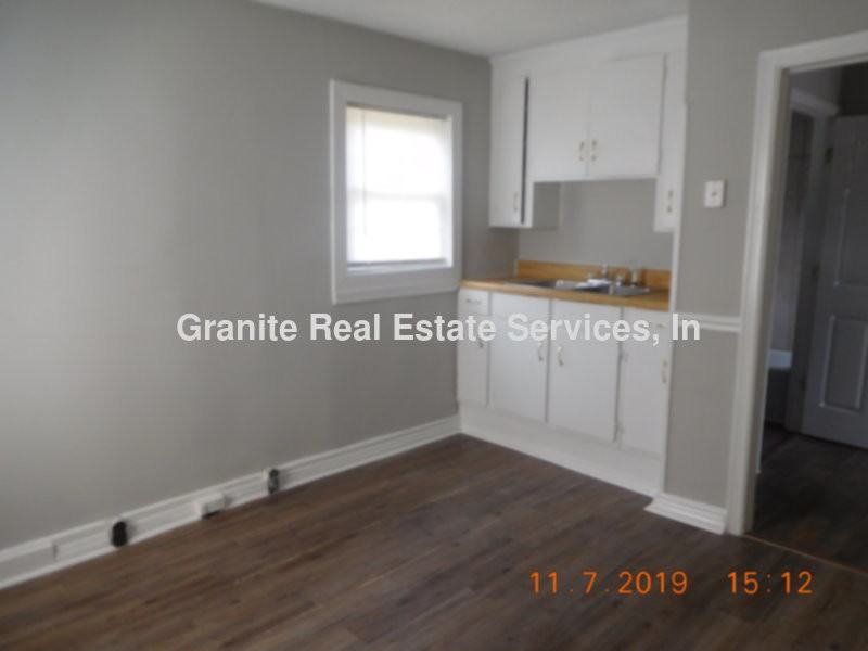 2317 Catalina Ave - Photo 3 of 5