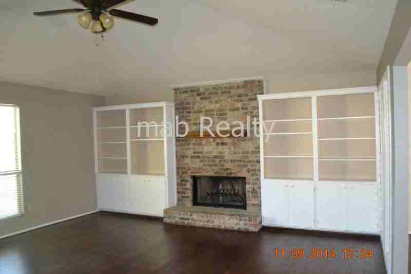 2309 Owens Blvd - Photo 2 of 10