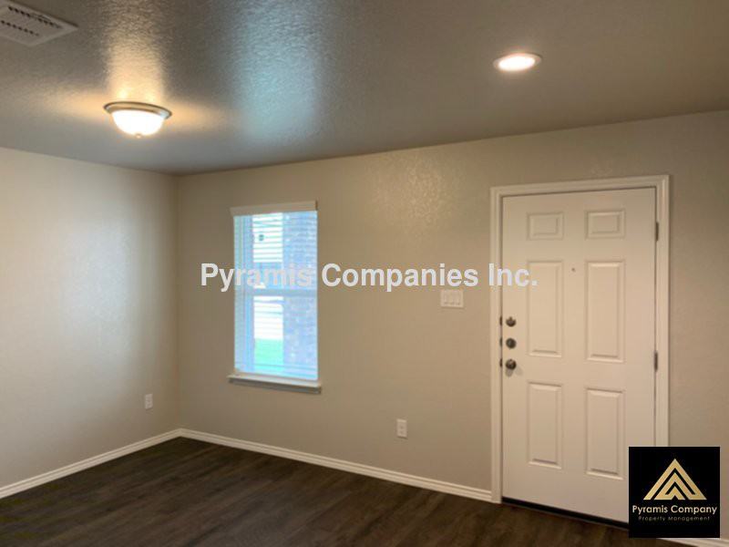 3831 Colemans Run - Photo 2 of 20