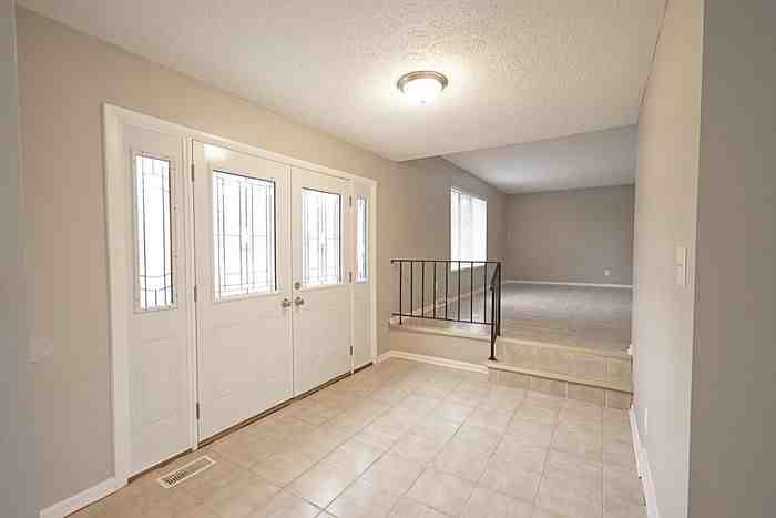 492 Richmond Road - Photo 2 of 15