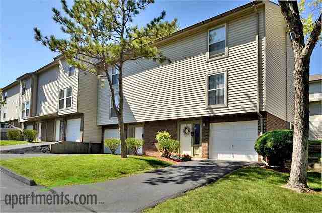 River Trace Townhomes Apartments 941 Pike Ct, Spanish Lake, MO 63138