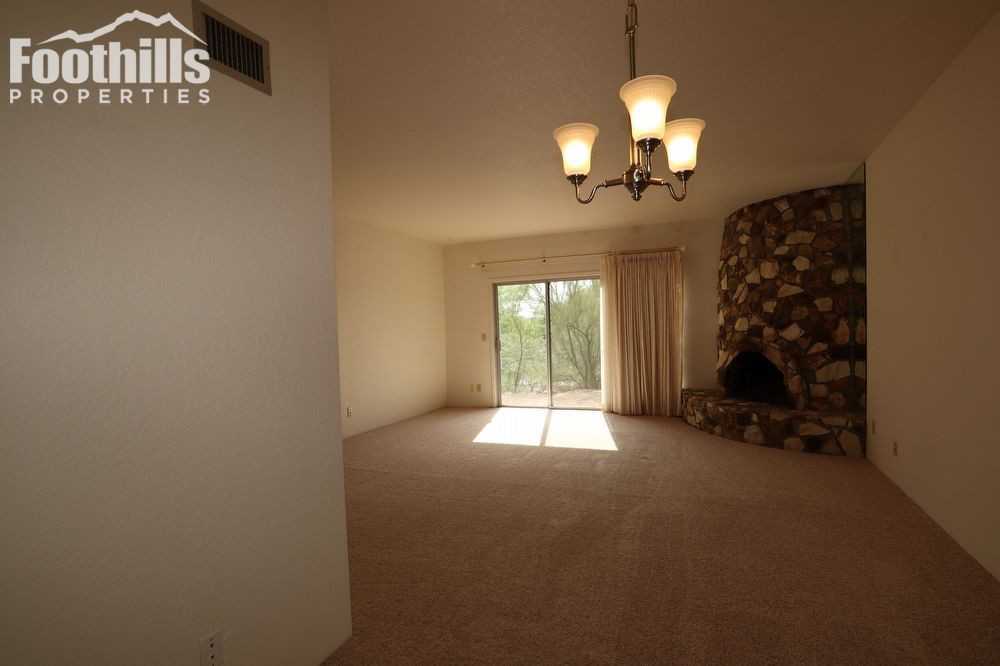 6483 N Foothills Dr - Photo 3 of 28