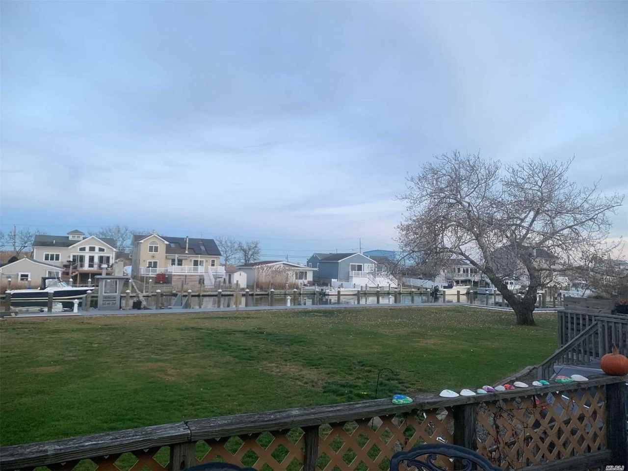 22 Namkee Ln - Photo 3 of 9