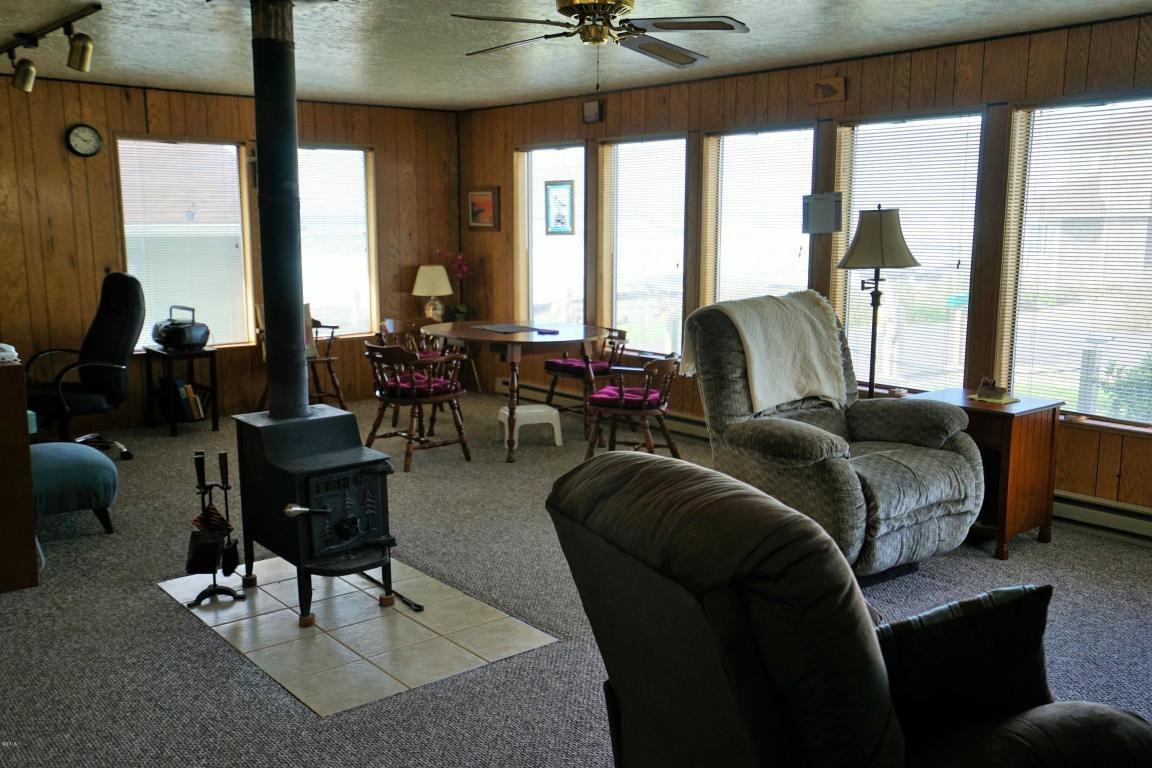 80 Surfside Drive - Photo 2 of 10