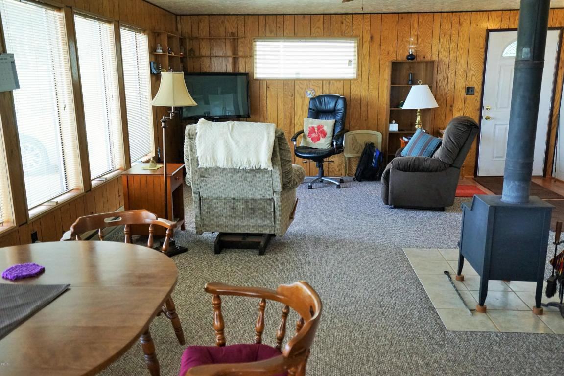 80 Surfside Drive - Photo 3 of 10