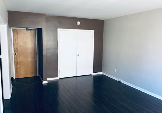 Lorval Condominiums Apartments 400 4th Avenue N, Saskatoon, SK S7K