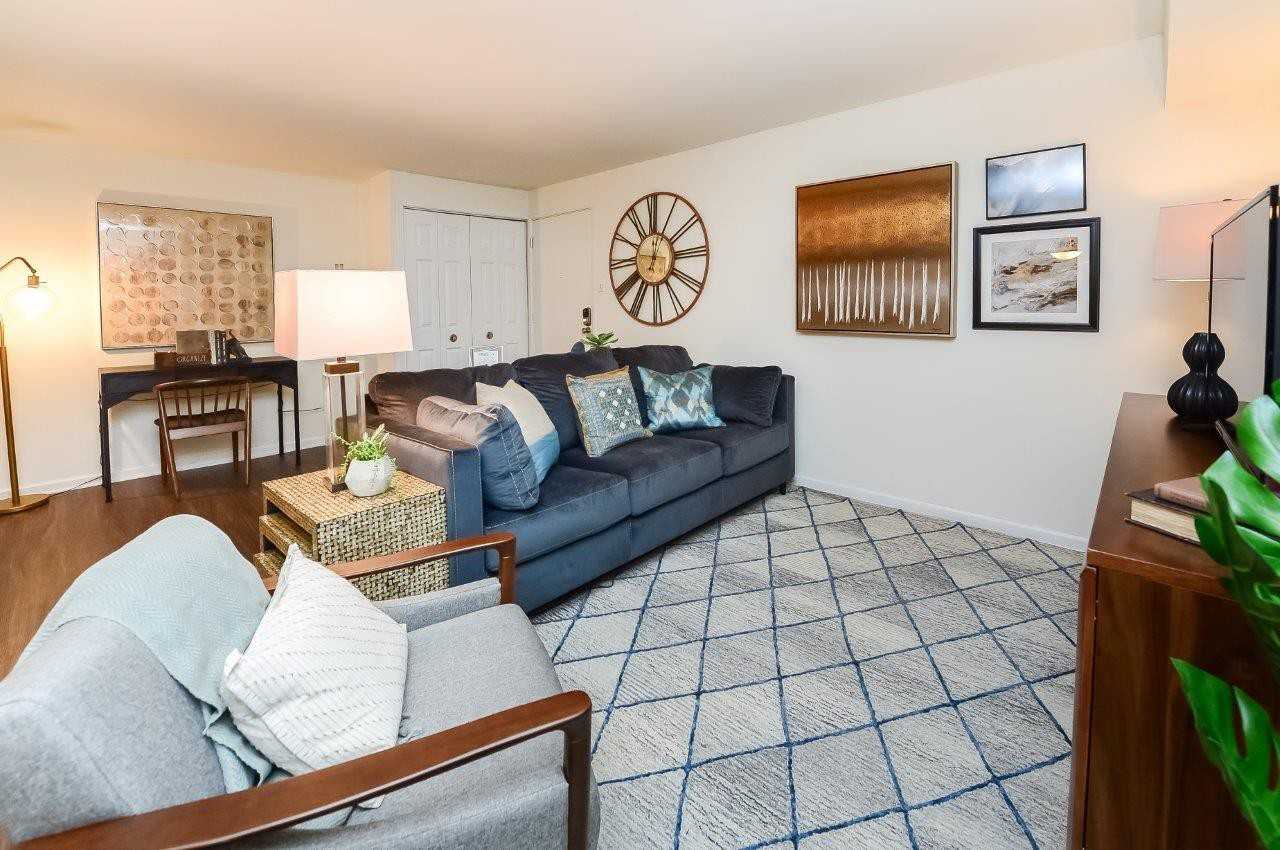 1338 Veterans Highway Apartments 1338 Veterans Hwy, Levittown, PA