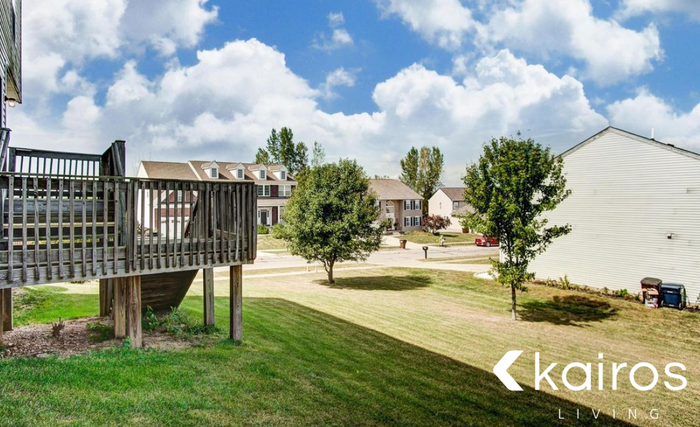 390 Westview Ter - Photo 3 of 19