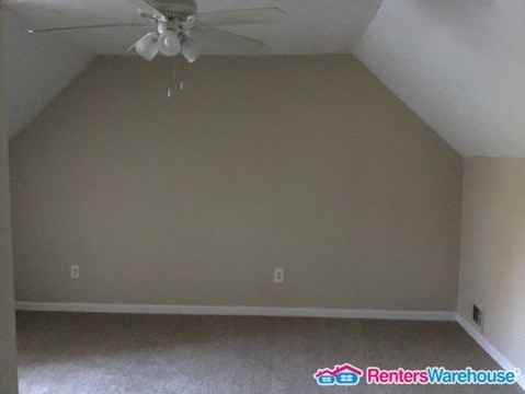 5482 Martins Crossing Road - Photo 2 of 5