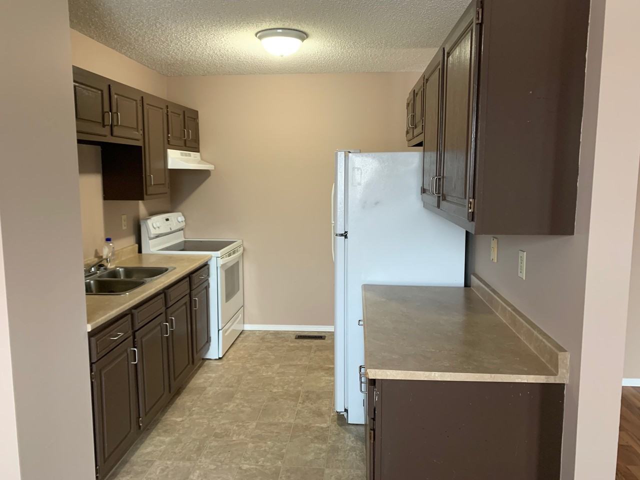 273 Ross Haven Drive - Photo 3 of 9