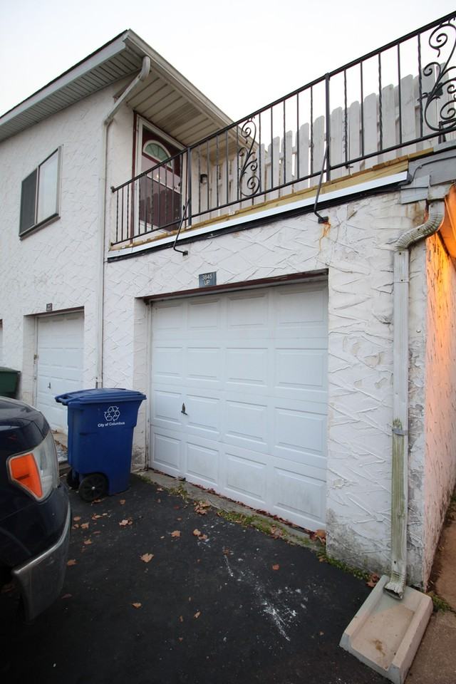 3845 Lamarque Court - Photo 3 of 21