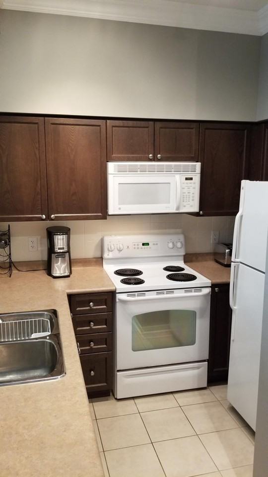 Port Royal Place V - Photo 2 of 9