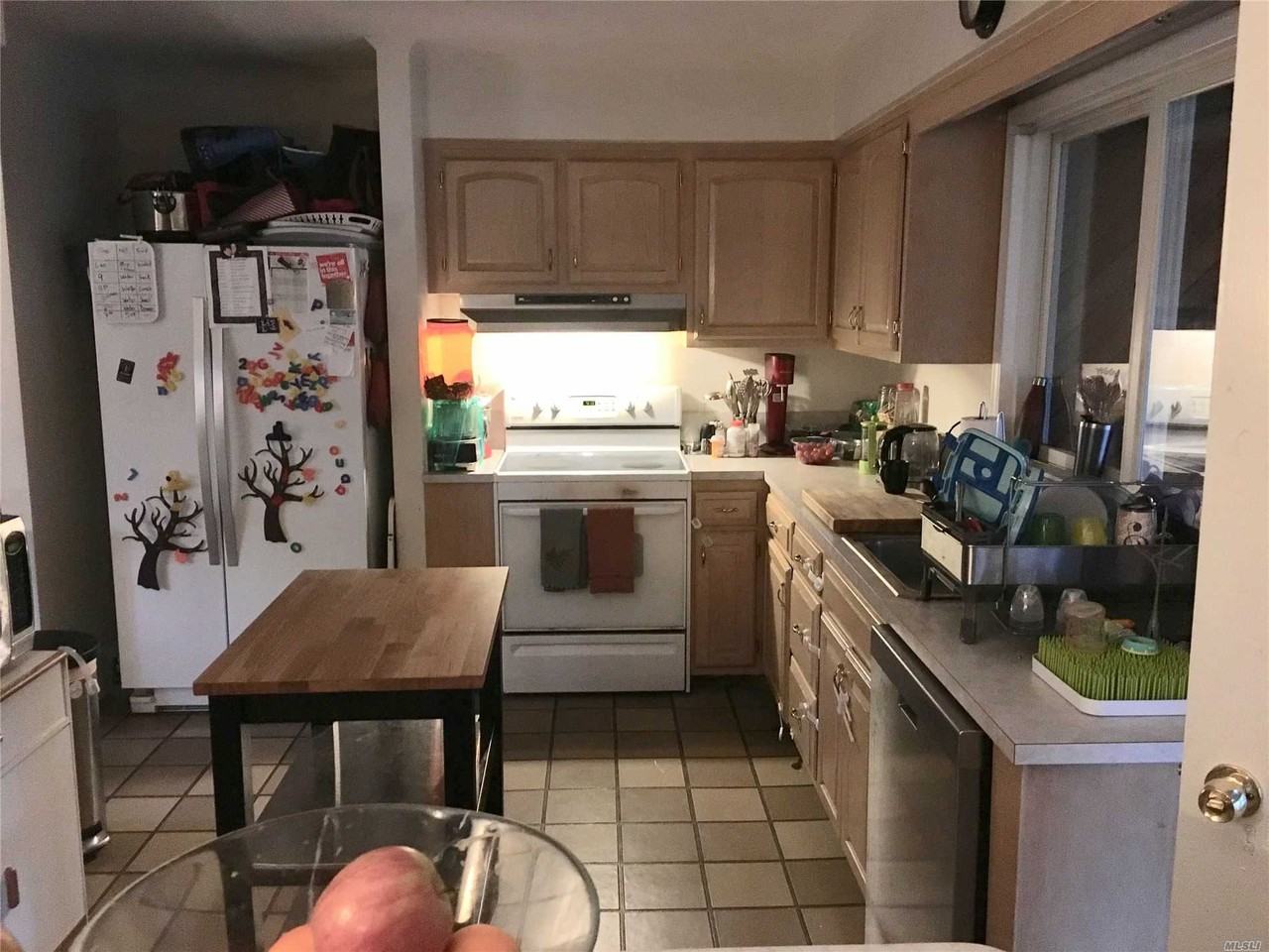 1236 Parkwood Dr - Photo 3 of 7