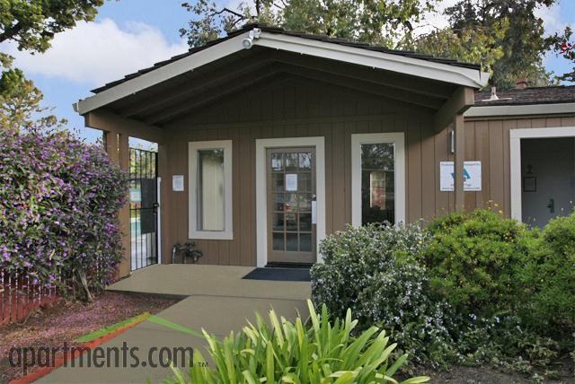 Crestview Apartments - Photo 2 of 22