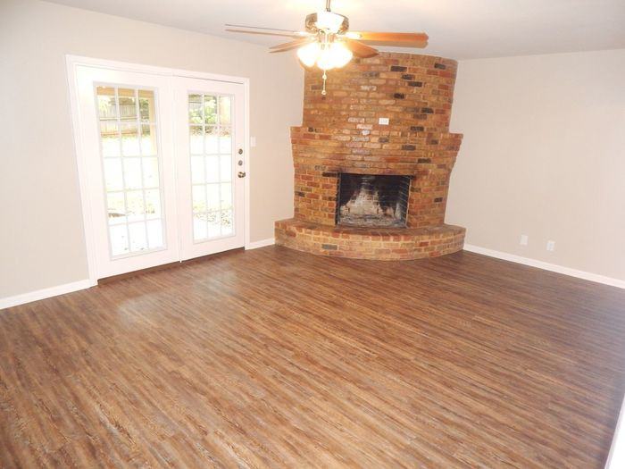 1531 Bowie Drive - Photo 3 of 18