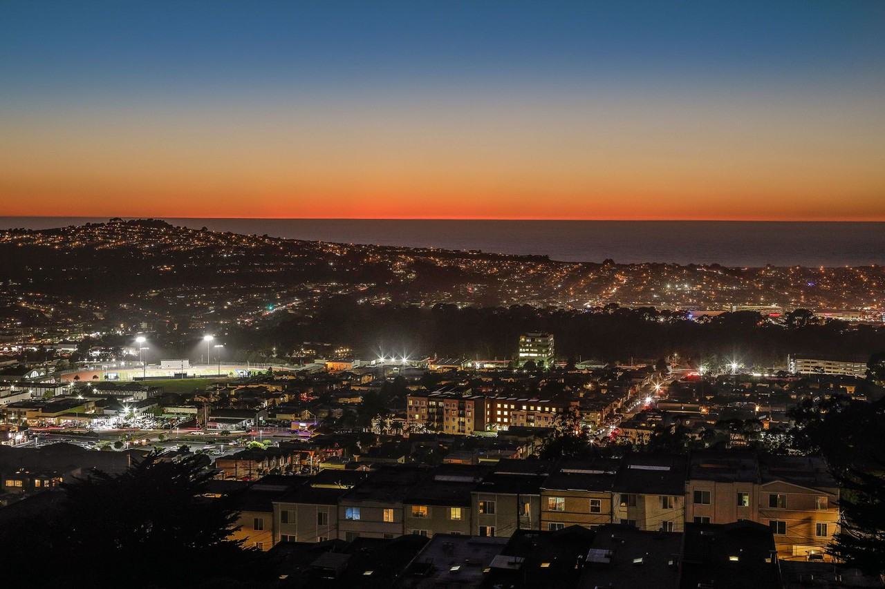 443 Green Ridge Dr 8 #8 - Photo 2 of 30