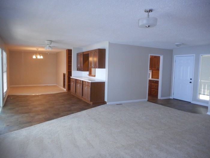 4023 Windward Dr - Photo 3 of 22