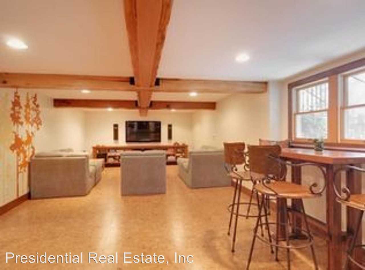 21475 Summit Road - Photo 3 of 14