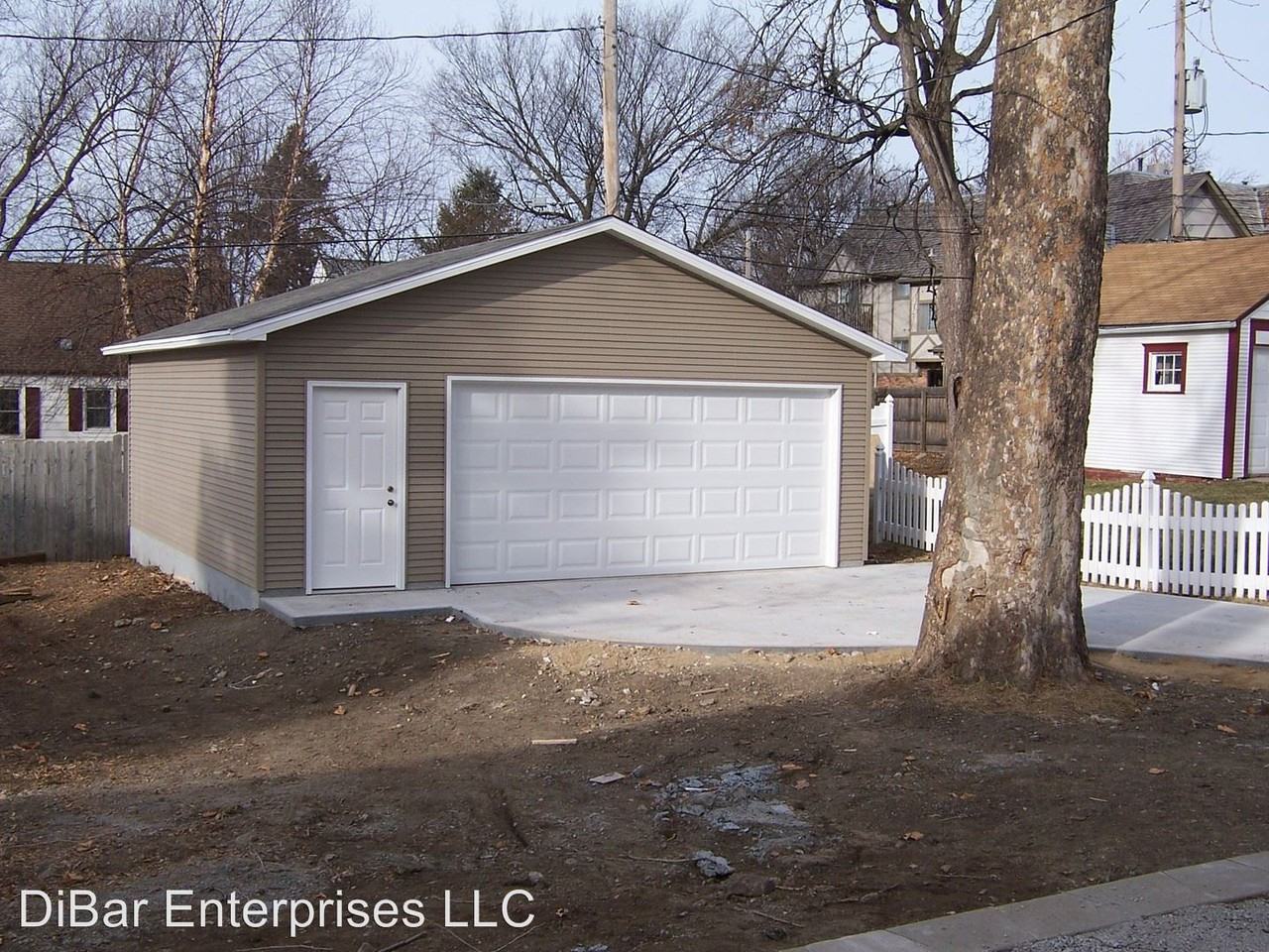 308 S. 49th St. - Photo 3 of 24