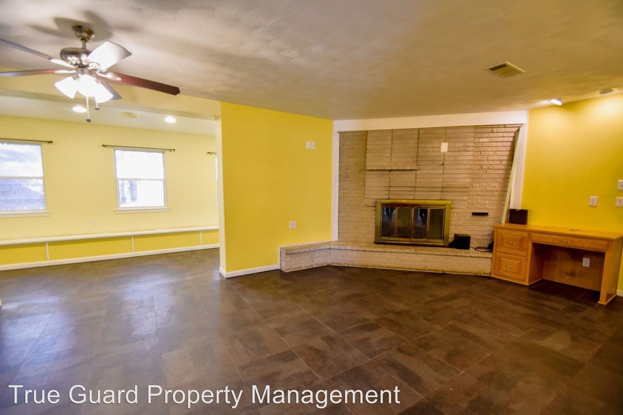 1515 Cypress Drive - Photo 3 of 23