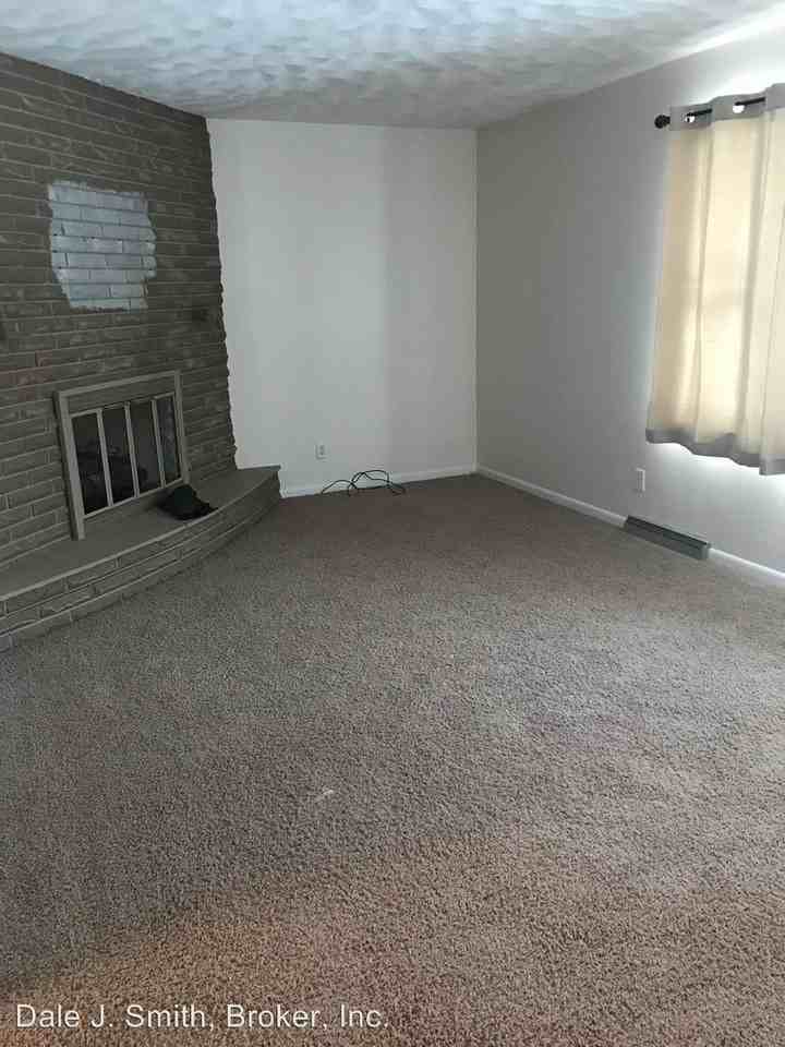 1013 West St - Photo 2 of 16