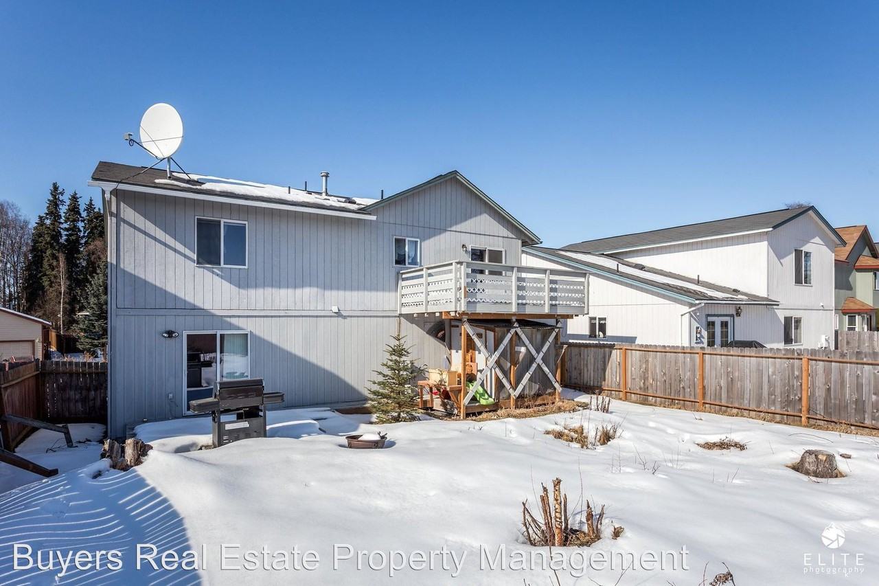 8340 Berry Patch Drive - Photo 3 of 14