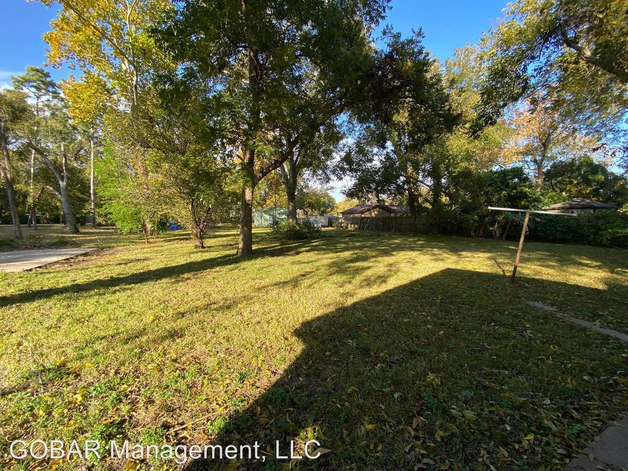 118 Orchard St - Photo 3 of 32