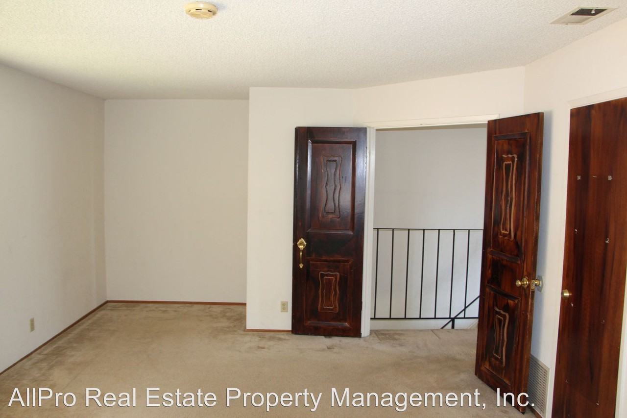 3441 Duchess Court - Photo 3 of 4