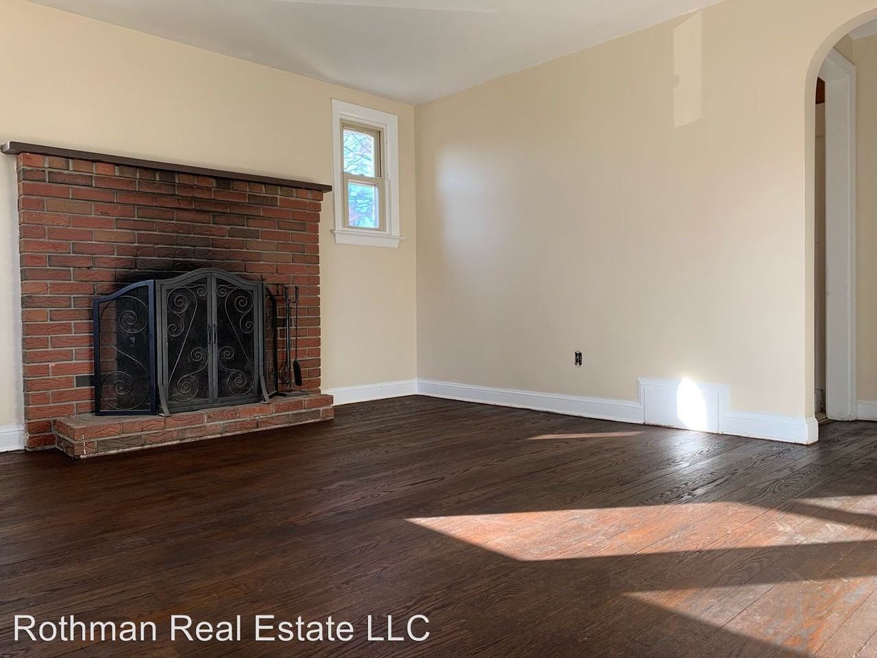 49 Whitney Road - Photo 3 of 11