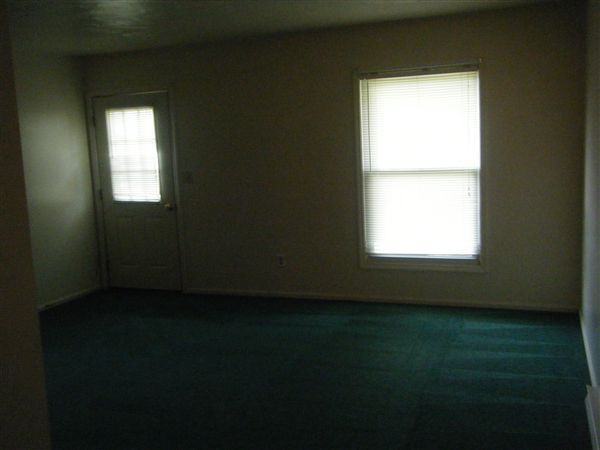 6112 Scotch Blue St - Photo 3 of 9