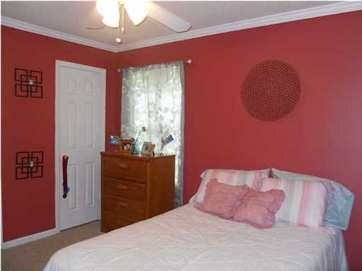 508 Arlington Dr #A - Photo 3 of 11