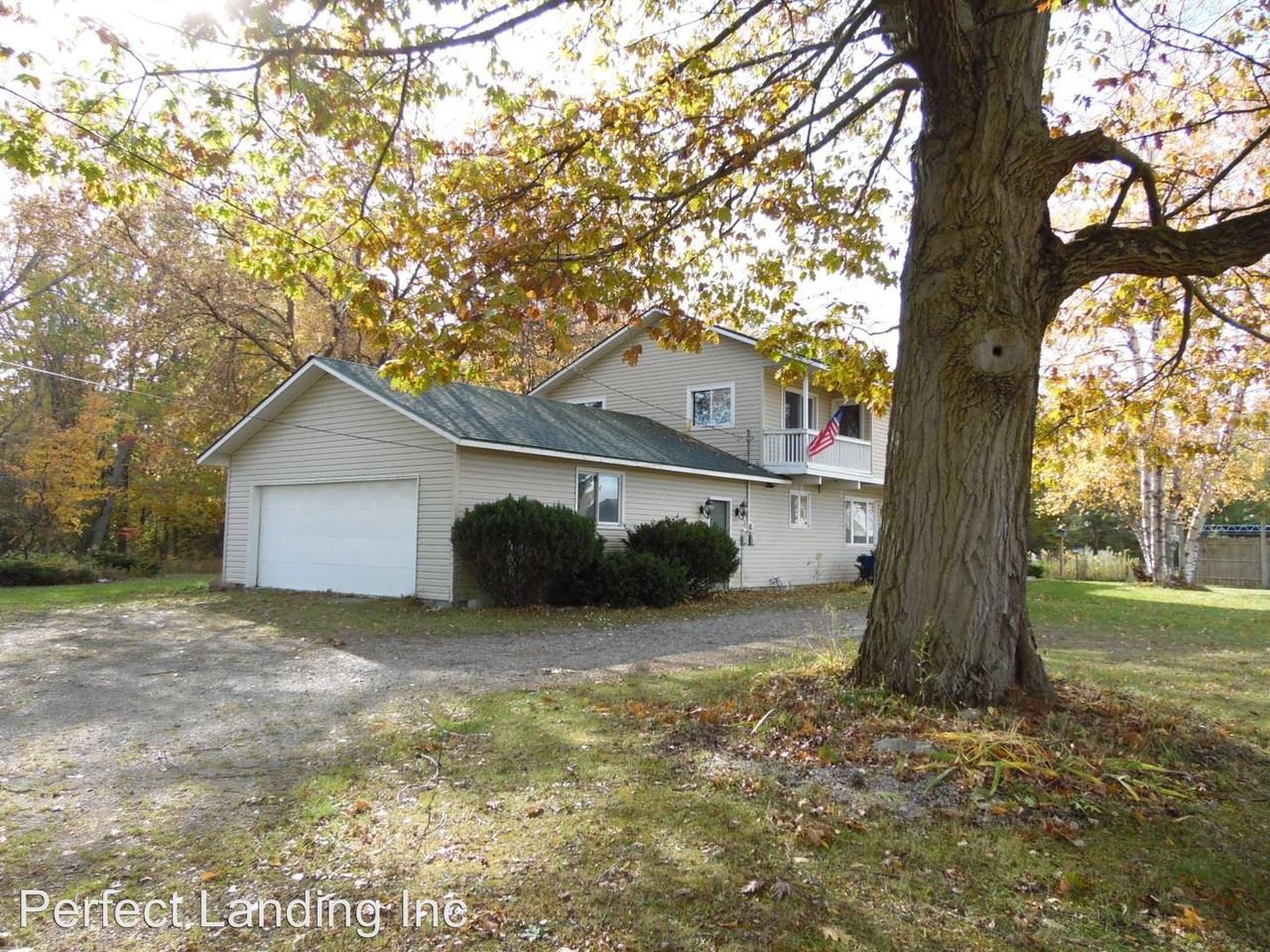 3412 E Huron Rd - Photo 3 of 4