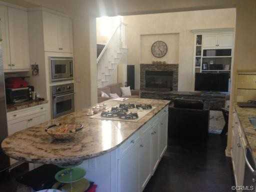 40 Marisol - Photo 3 of 20