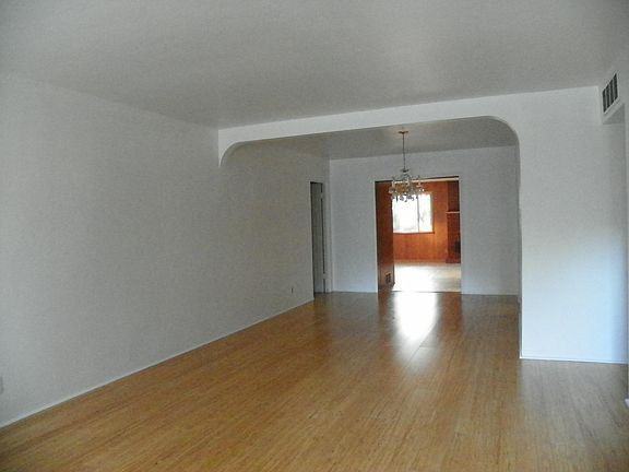2103 Vermont St Ne - Photo 2 of 15