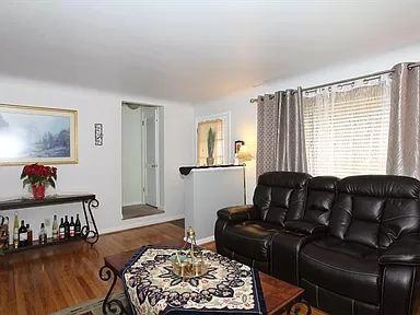 8997 Cherry St - Photo 3 of 13