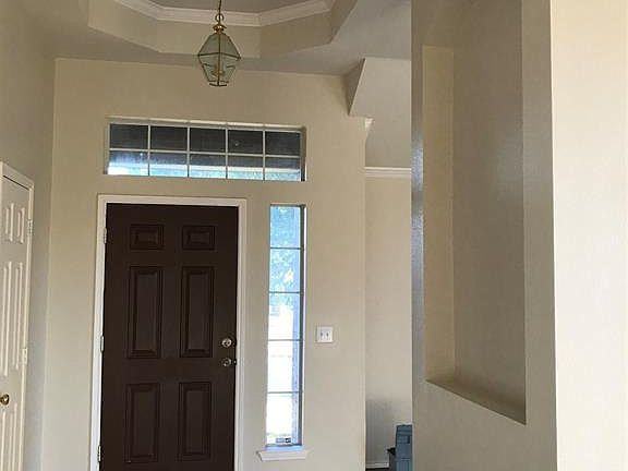 2801 Tallahassee Ct - Photo 3 of 20