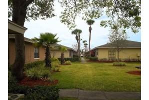 Pendelton Park Villas - Photo 2 of 16