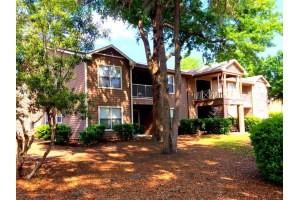 Bluffton House - Photo 3 of 13