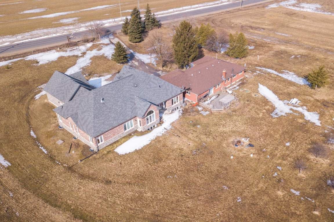 4 BED | 4 BATH HOUSE FOR RENT @ INNISFIL | 20TH SIDEROAD - Photo 2 of 21