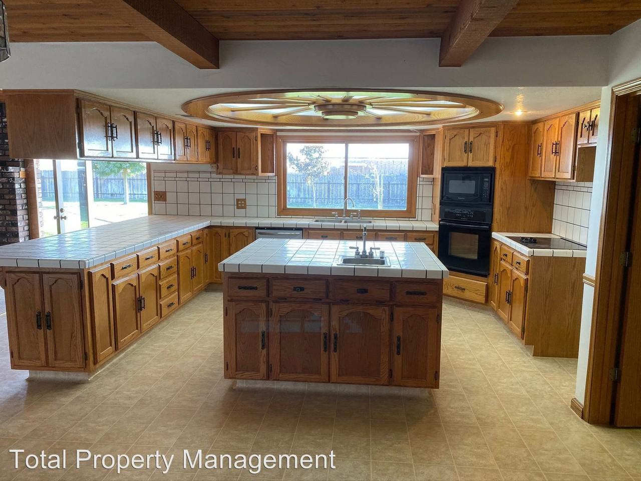 16727 Avenue 104 - Photo 2 of 14