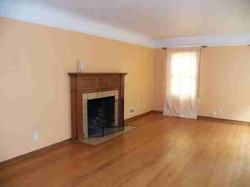 3804 SE Cooper St - Photo 3 of 15