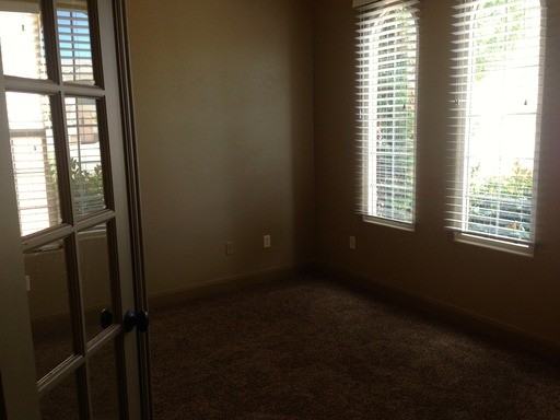 645 N 380 W - Photo 2 of 9