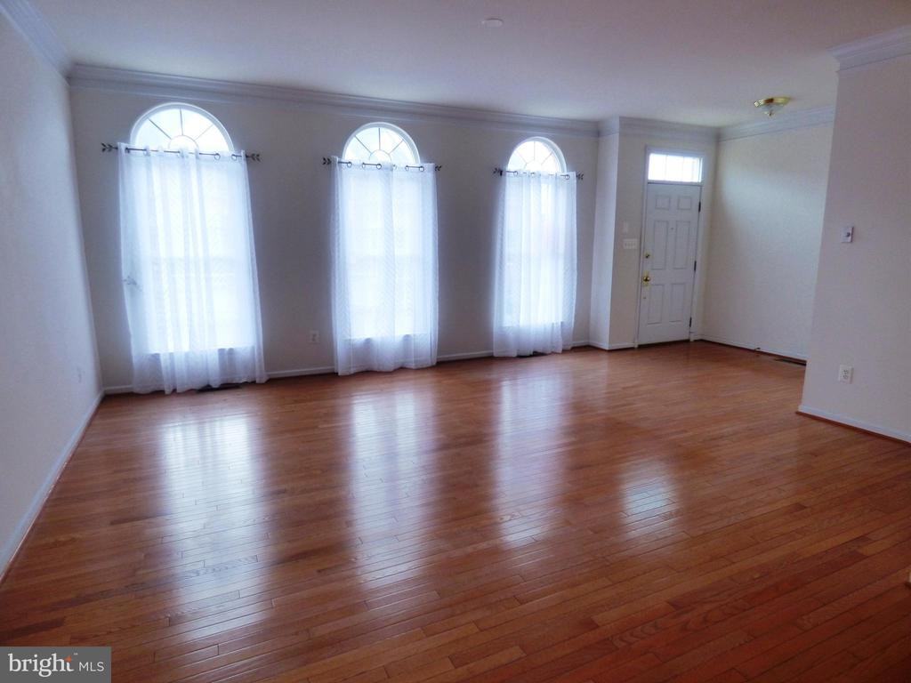 42756 Locklear Terr - Photo 2 of 48