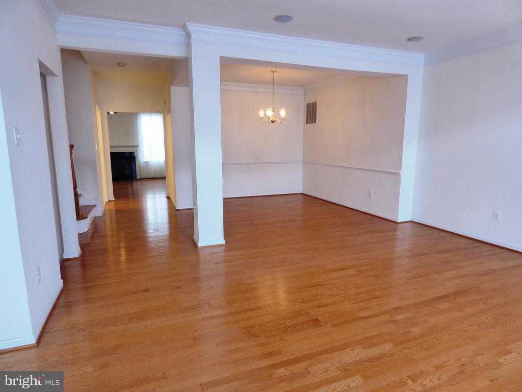 42756 Locklear Terr - Photo 3 of 48