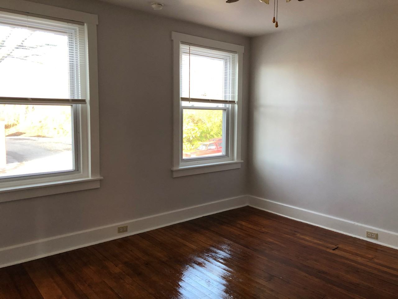 119 Olive St - Photo 2 of 35